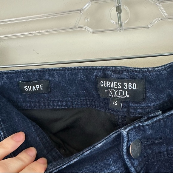NYDJ Curves 360 Shape Jeans Dark Wash Size 16 - Picture 4 of 6